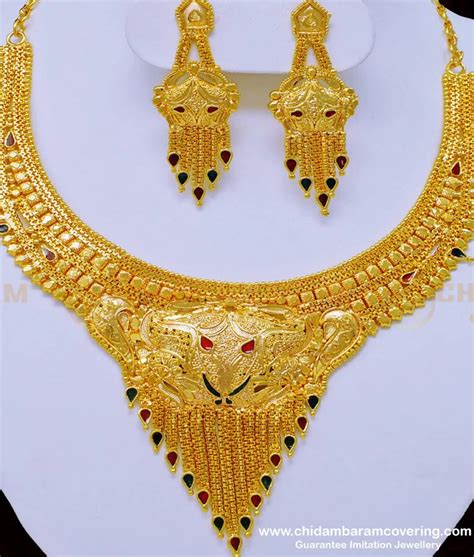 10 gram gold necklaces.